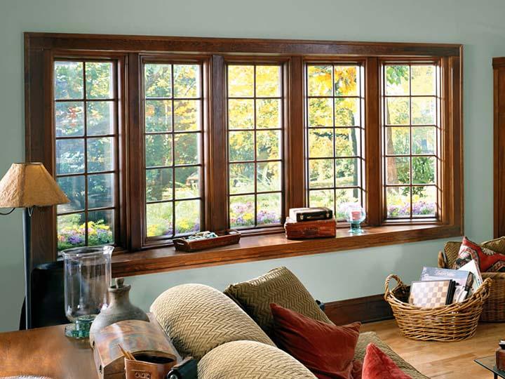 Oak bow window with colonial grilles