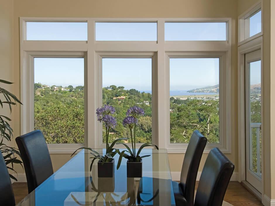 7 picture windows & a patio door