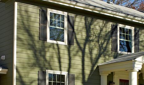 Casement windows are a breeze to clean and easy to operate. Perfect for kitchens and sunrooms, just crank your casement windows out to let fresh air in. Enjoy the clean, contemporary look Renewal by Andersen replacement casement windows add to your home.