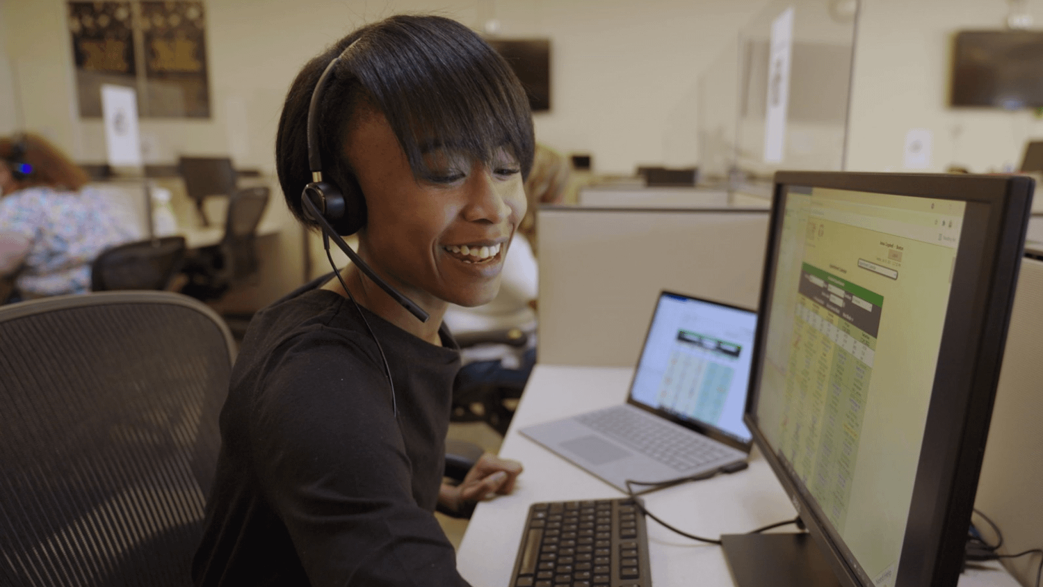 Call center agent receiving a call